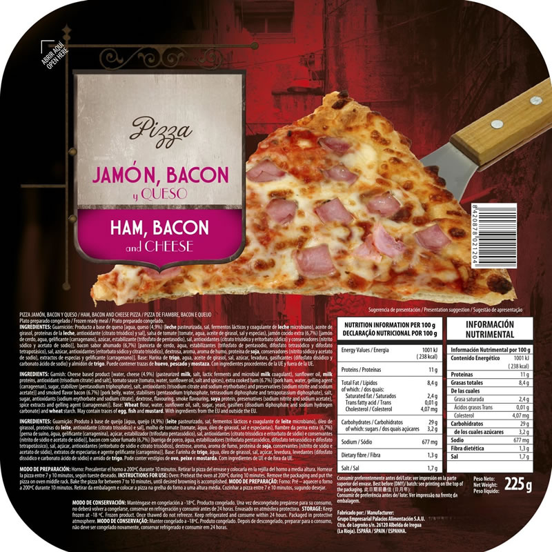 Pizza de jamn, tocino y queso al horno